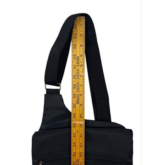 Travelon Crossbody Sling Backpack Anti Theft Travel Bag Black Adjustable Strap - Picture 12 of 13